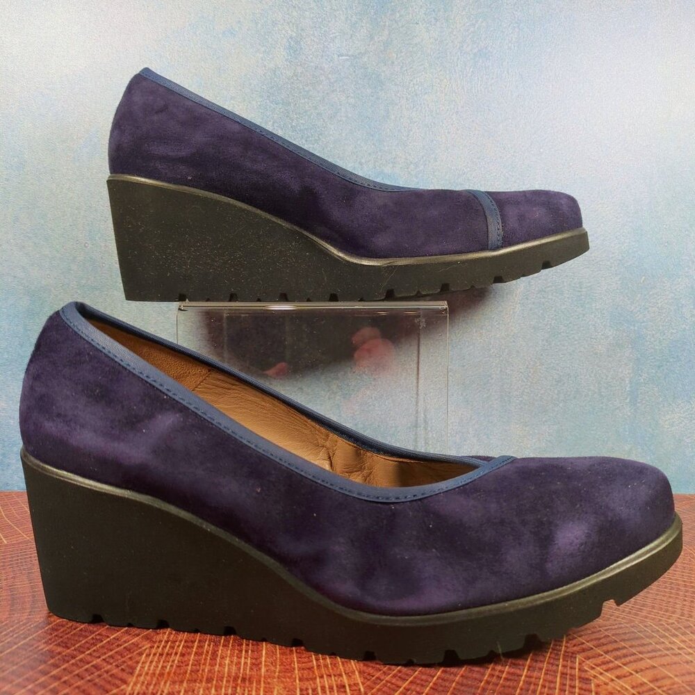 Elegant Navy blue Wedges, Melluso brand (Italian), Women's 9, comfy!